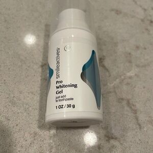 Smileactives Pro Whitening Gel 1 oz New At Home Teeth Whitening Travel Size